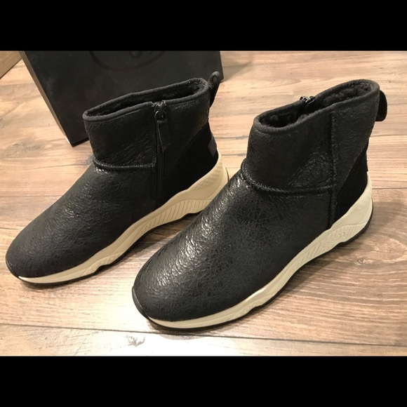Authentic ASH brand women ankle boots - Picture 2 of 4